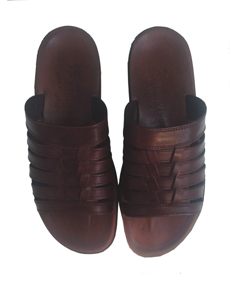 Sandale en cuir marron